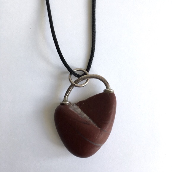 Red Jasper Tumbled Stone Pendant On Cord Adjustable Length - Picture 6 of 6